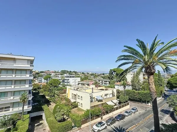 Studio 1 pièce 30 m²