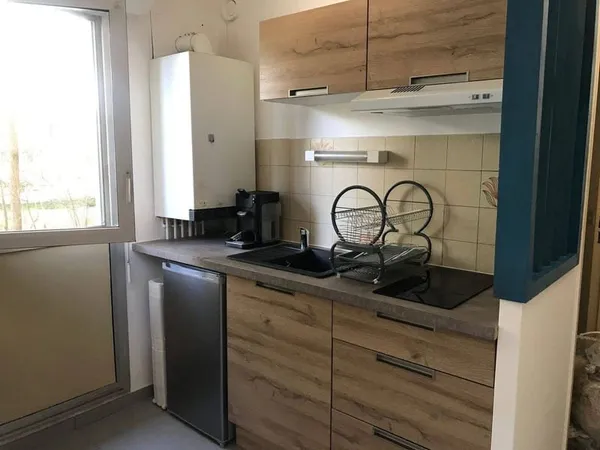Studio 1 pièce 28 m²