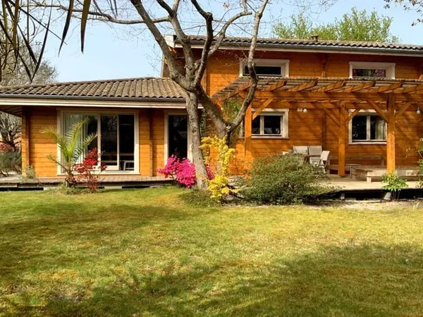 Maison 6 pièces 139 m²