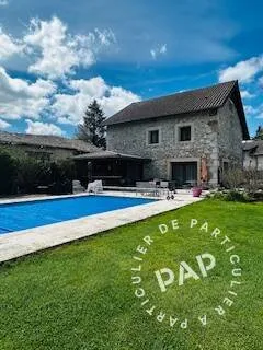 Maison 6 pièces 240 m²
