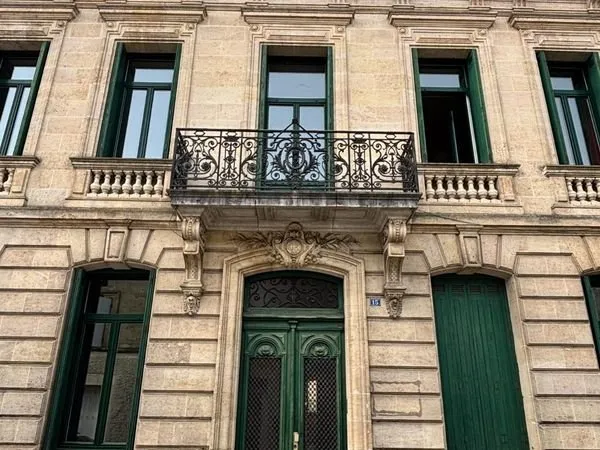 Maison 9 pièces 320 m²