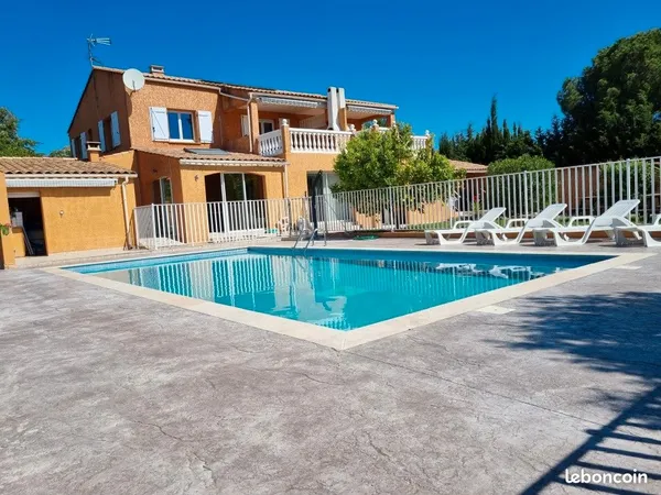 Propriété + 3 gîtes , Surface 265m² habitable