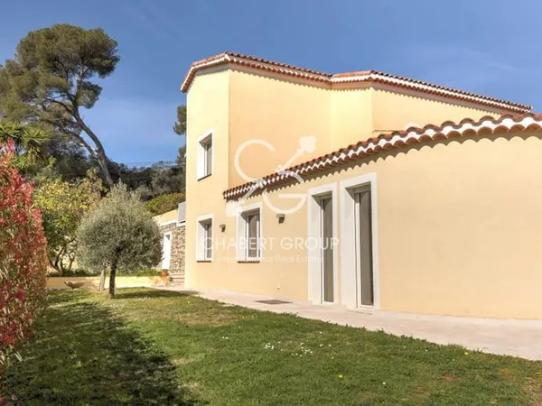 NICE - MONT BORON - VILLA - 6 PIÈCES - 198 M² - VUE MER - PISCINABLE - GARAGE FERMÉ - CONFIGURATION 