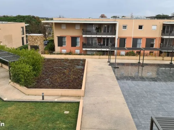 T2 roquebrune sur argens