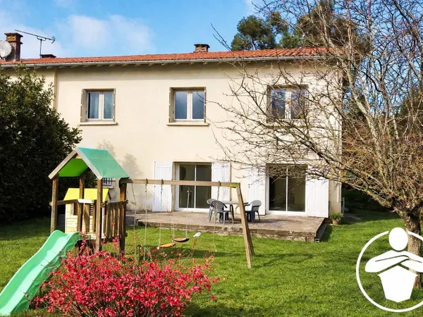 À VENDRE en exclusivité - Maison familiale 4 chambres avec grand terrain - Castelculier (secteur cam