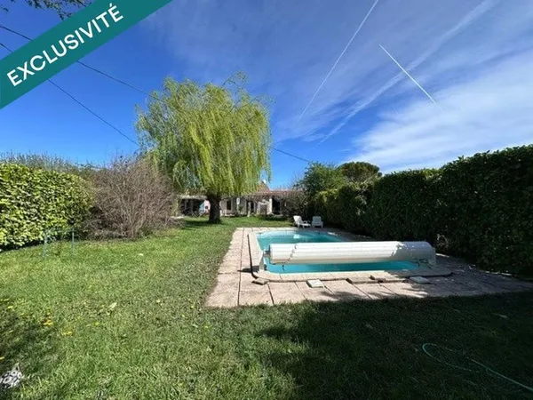 Maison rénovée de plain pied proche commodités
