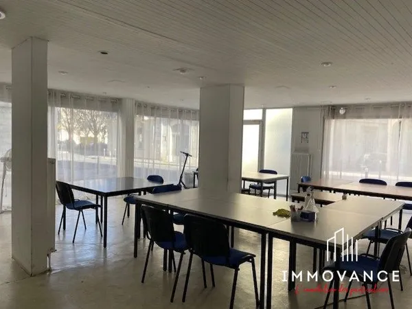 Local Professionnel 68 m2 RDC 4, rue Ernest Michel