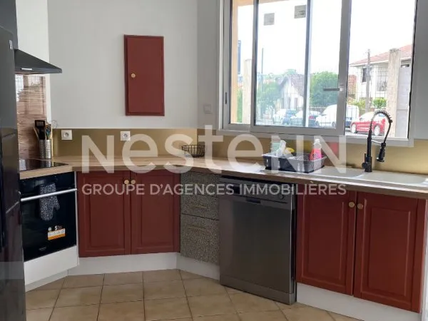Chambre meublée à louer à TALENCE, Rue Maréchal Foch dans une maison de plain-pied avec terrasse