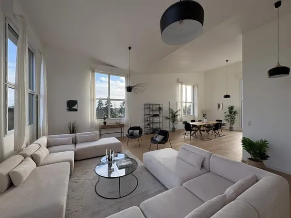 A LOUER - AGENCE GIBOIRE - APPARTEMENT TYPE 6 de 137.84 m² - CESSON SEVIGNE