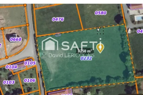 TRES GRAND TERRAIN CONSTRUCTIBLE