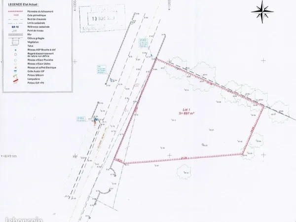 Terrain constructible 697 m2 Avrillé