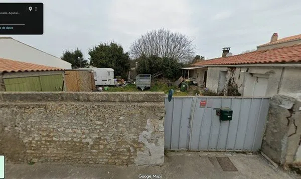 ST-GEORGES D'OLÉRON (17) coeur de village côte Ouest, A Vendre Maison ancienne en pierre surface 70m