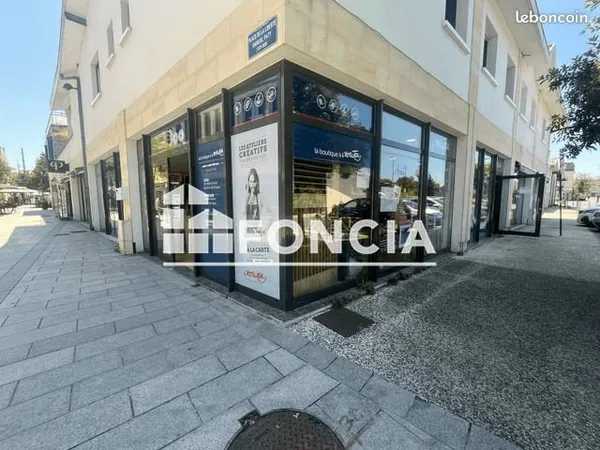 Local commercial 98 m²
