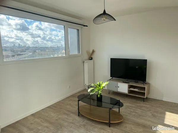 Chambre dans une colocation 62 m² Aubervilliers (93300) 800