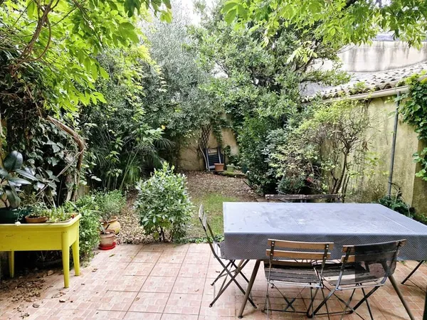 Charmante maison de village de 132 m2 avec jardin