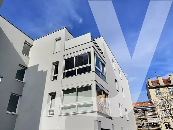 F6 avec véranda à Saint-Max, 4 chambres