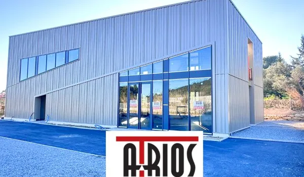 Local commercial 493 m²