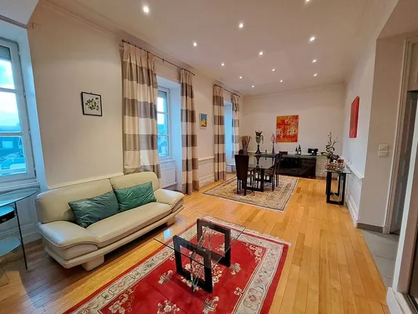 APPARTEMENT T3 MEUBLE NANTES