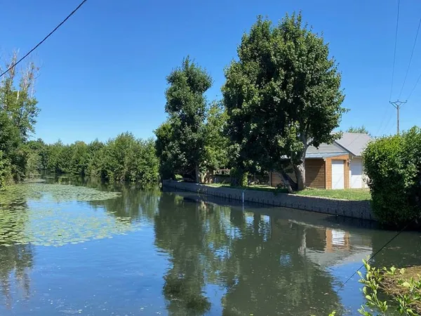Etang Saint Lubin Des Joncherets