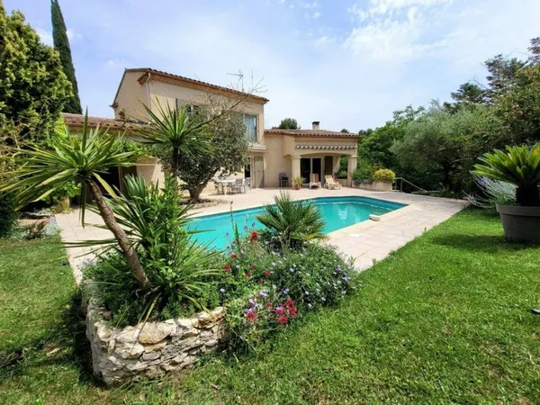 Maison 6 pièces 170 m²