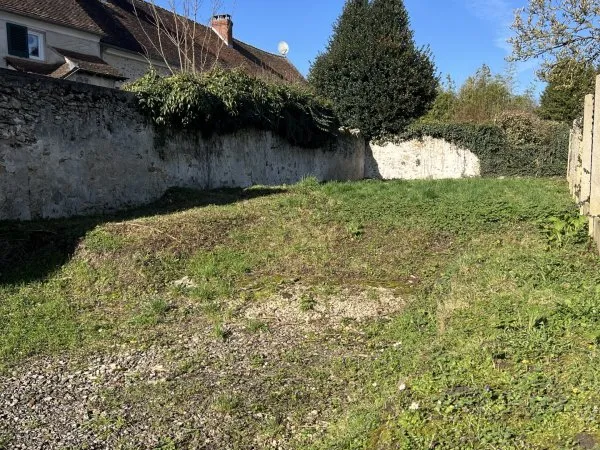 Terrain 154 m²