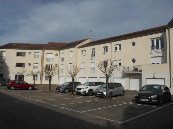 SAINTE-GENEVIÈVE-DES-BOIS - Studio meublé - 26,55 m²