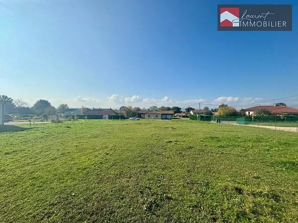 Terrain à bâtir constructible, 1 643 m², proche PONT DE VAUX