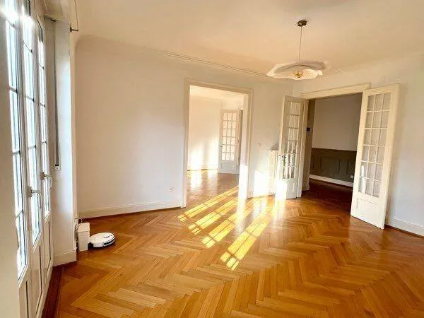 Appartement 3 pièces 100 m²