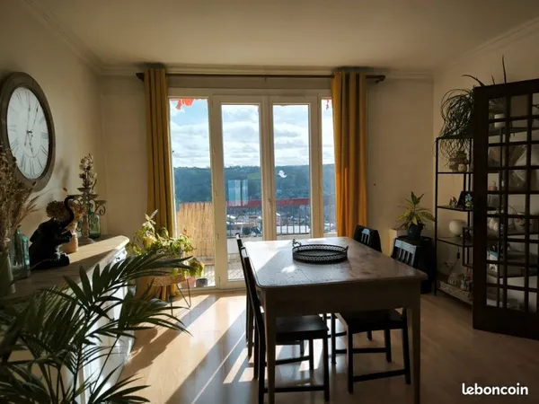 Vends Appart T3 de 72 m2 - 2 balcons - RODEZ
