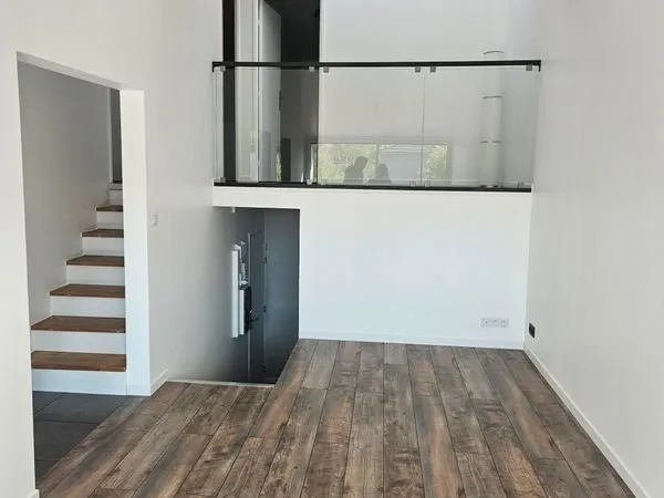 T3 duplex rénové - Lumineux, atypique, cadre verdoyant