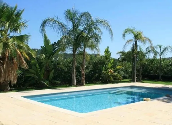 A VENDRE : Magnifique Villa de 106m² en nue Propriété - SAINT-RAPHAEL - 83700
