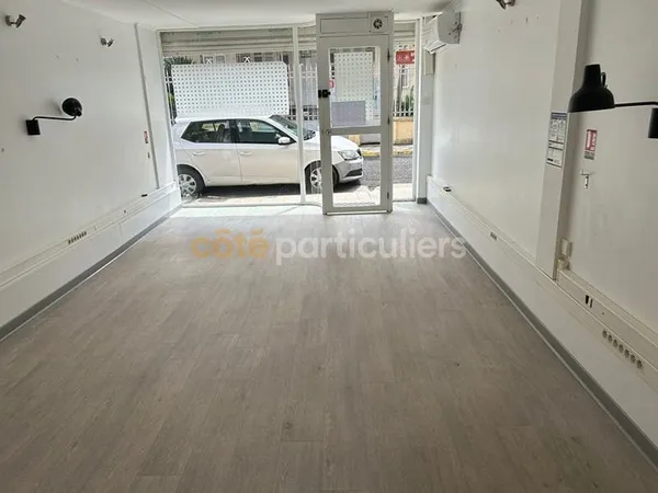À VENDRE Local commercial 27 m² Rue Nozières, Pointe-à-Pitre