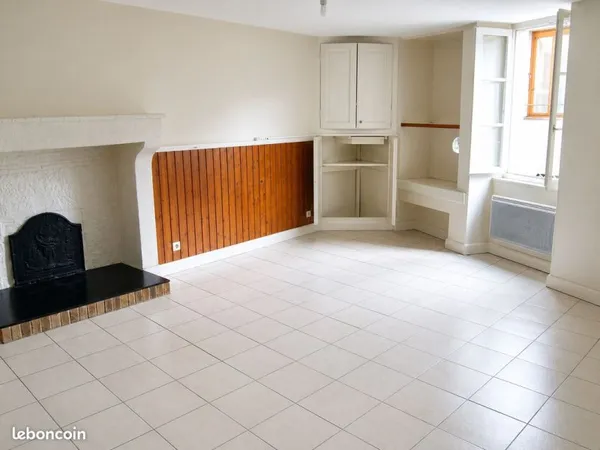 Appartement 45 m² La Rochefoucauld-en-Angoumois