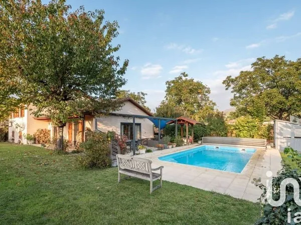 Maison de plain-pied 6 pièces 149 m²