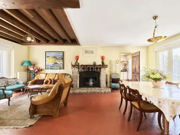 Maison 7 pièces 197 m²