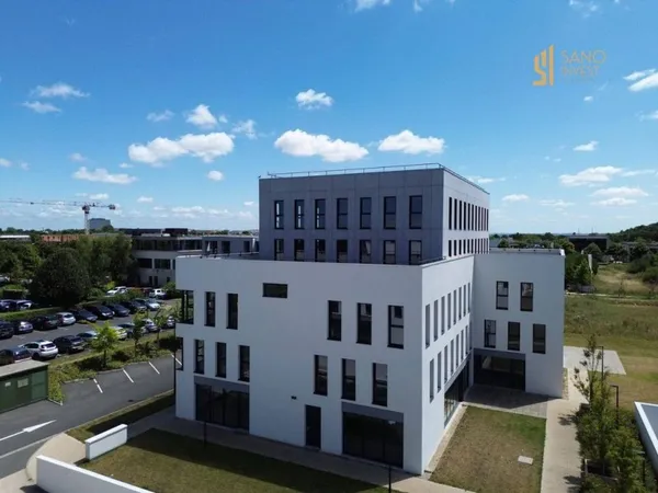 Bureaux 2018 m²