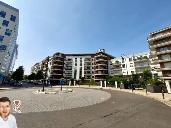 Place de parking Croix de Berny