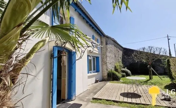 Maison 149 m2, 4 ch, garage 19,60 m2, terrain de 379 m2