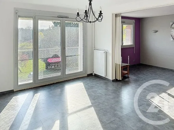 Appartement 4 pièces 77 m²