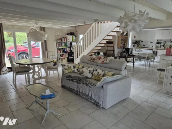 Maison 6 pièces 153 m²
