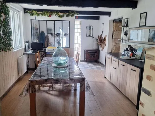 Maison 9 pièces 167 m²