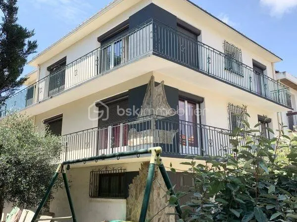Maison de ville 7 pièces 180 m²