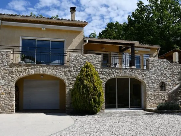 Maison 5 pièces 166 m²