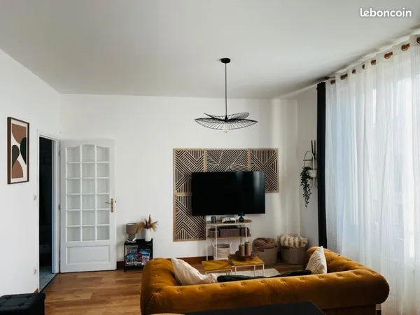 À louer : 2 chambres en colocation dans un grand duplex convivial à Vierzon