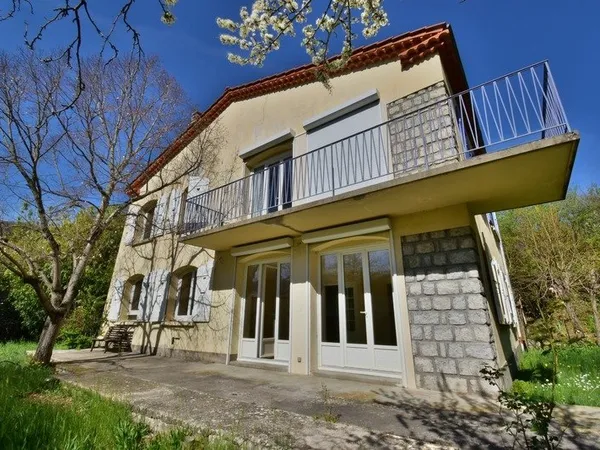 Maison à vendre 6 pièces DIGNE LES BAINS (04)