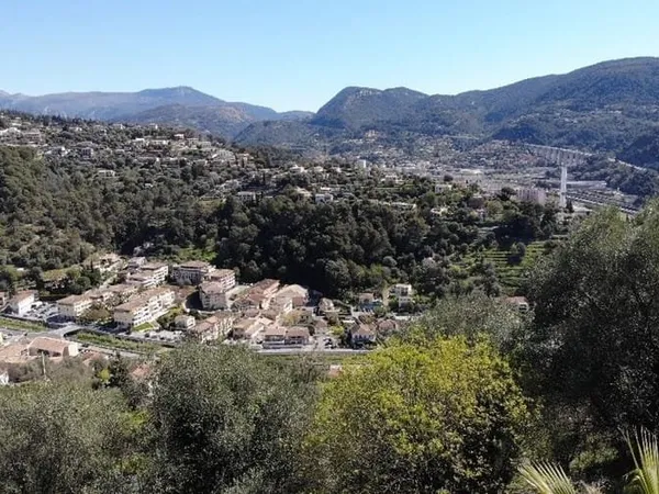 Terrain 1027 m²