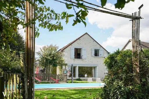 Maison 12 pièces 350 m²
