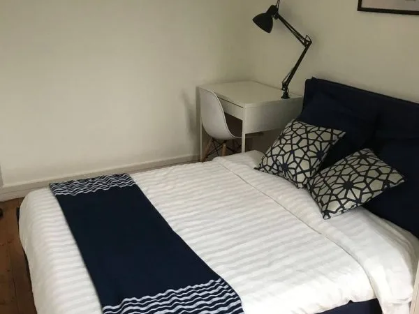 Appartement 4 pièces 9 m²