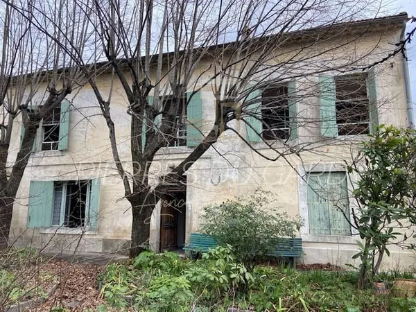 Maison 11 pièces 298 m²