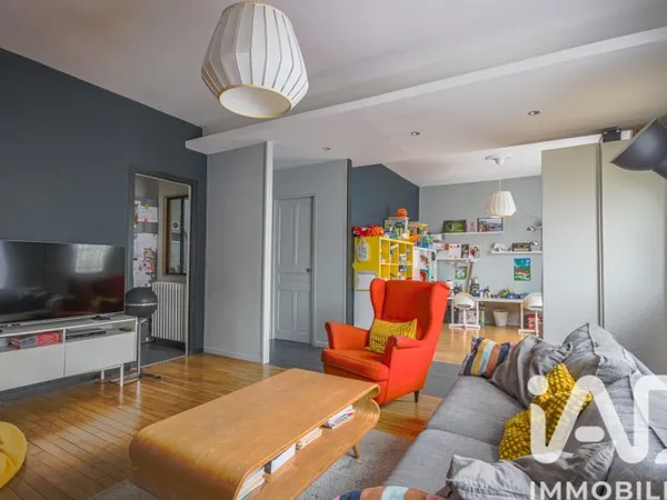 Maison 8 pièces 145 m²
